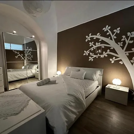 Sulle Antiche Mura Di Cinta Apartament